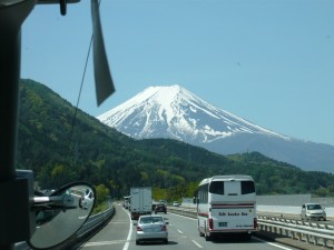 バスから見た富士山