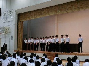 学友会表彰。学友会活動の大会などで活躍した猛者たちです。