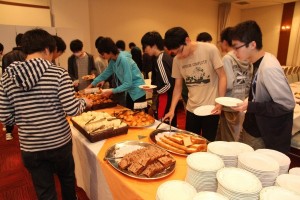 朝食のバイキングの様子