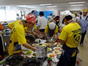 調理室はフル稼働！