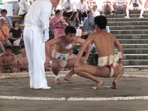 気合いの入る坂本選手（この取組は勝利）