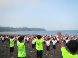 臨海学校恒例の朝のラジオ体操