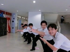 「いらっしゃいませ。皆様のお越しを心よりお待ちしています！」