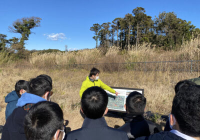 教諭からから大島の防災についての説明を聞きます。