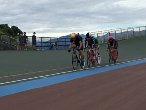 4km速度競走の高2冨澤君