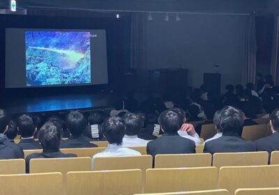 座ったときの姿勢が良くなったように感じます。