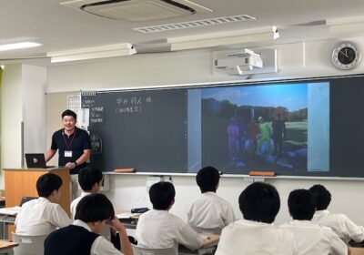 学生のときに､マラソン大会で全身タイツを着て､走って､怒られたというエピソードでした