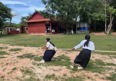 カンボジアでも、綱引きやるんですね。ものすごい楽しそうでした。