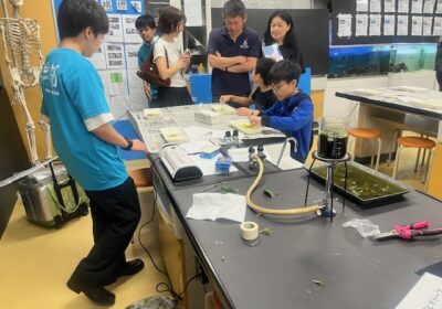 科学部：部員によるサイエンスショー