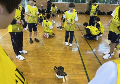 どうすれば、持ち上がるでしょうか。何となく、リーダーシップを取る人が出てきます。