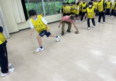 誰も乗っていない板は、ゲームリーダーに回収されてしまいます。