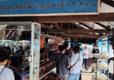 「お土産を購入してください」